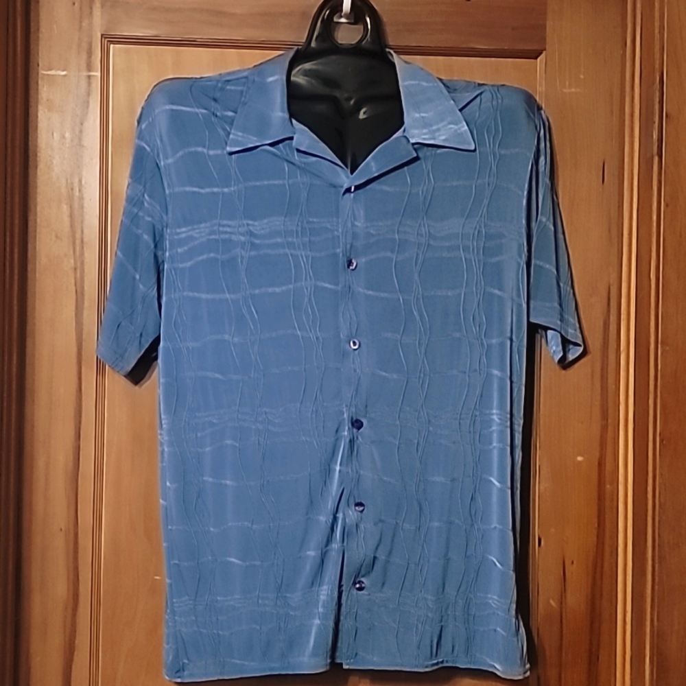 Men's Button Down Short Sleeve Shirt XL